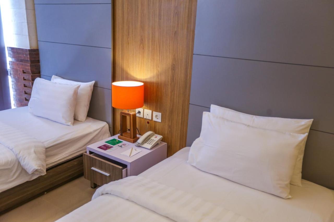 Canggu Dream Village Hotel And Suites מראה חיצוני תמונה