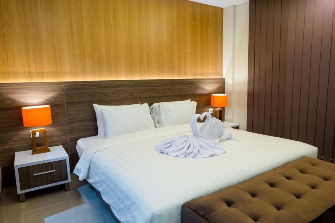 Canggu Dream Village Hotel And Suites מראה חיצוני תמונה