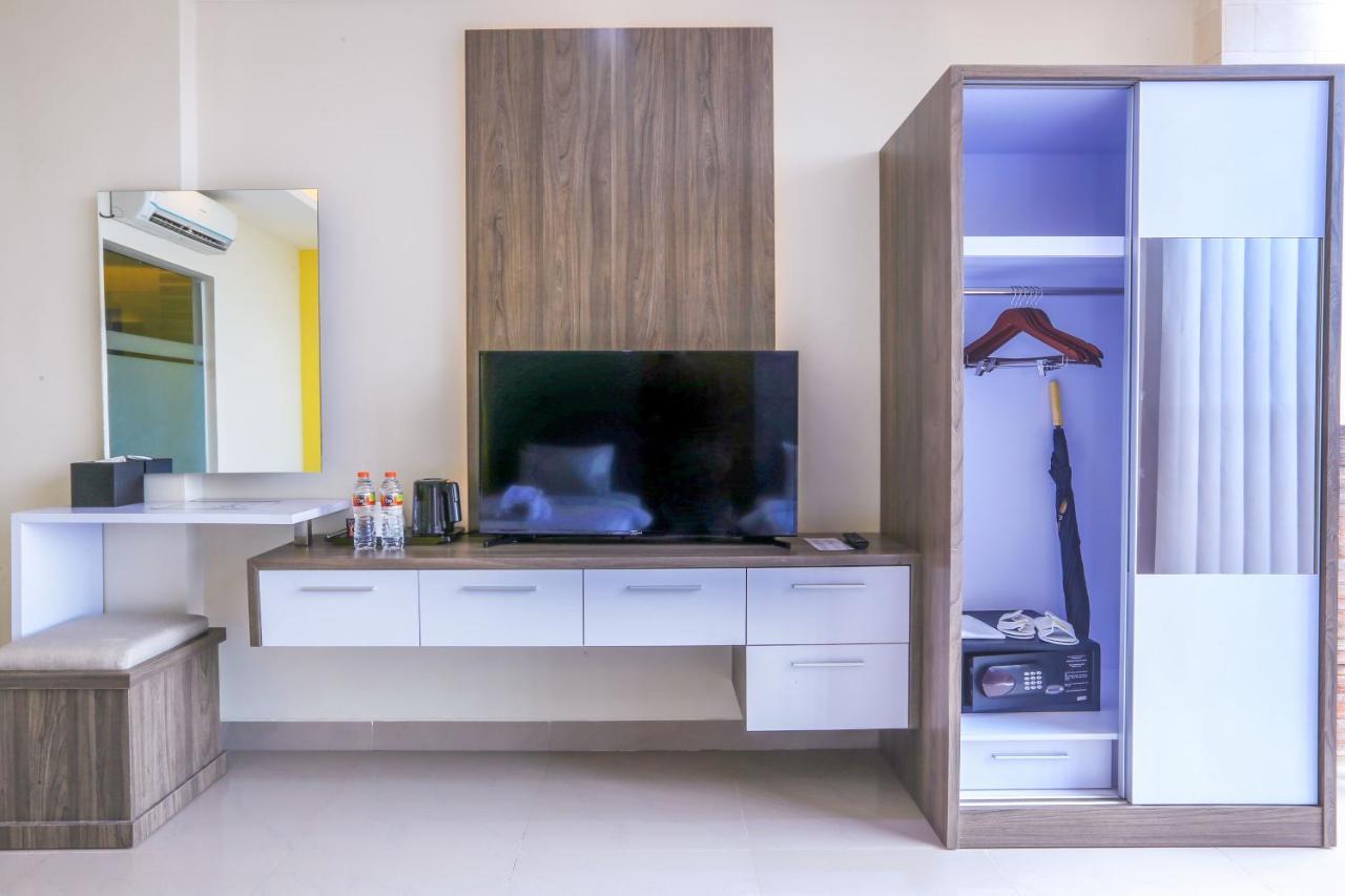 Canggu Dream Village Hotel And Suites מראה חיצוני תמונה