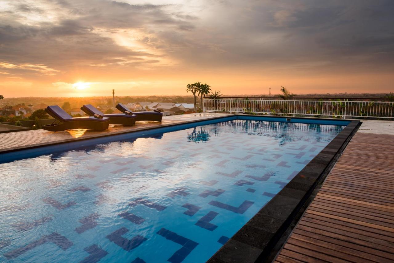Canggu Dream Village Hotel And Suites מראה חיצוני תמונה