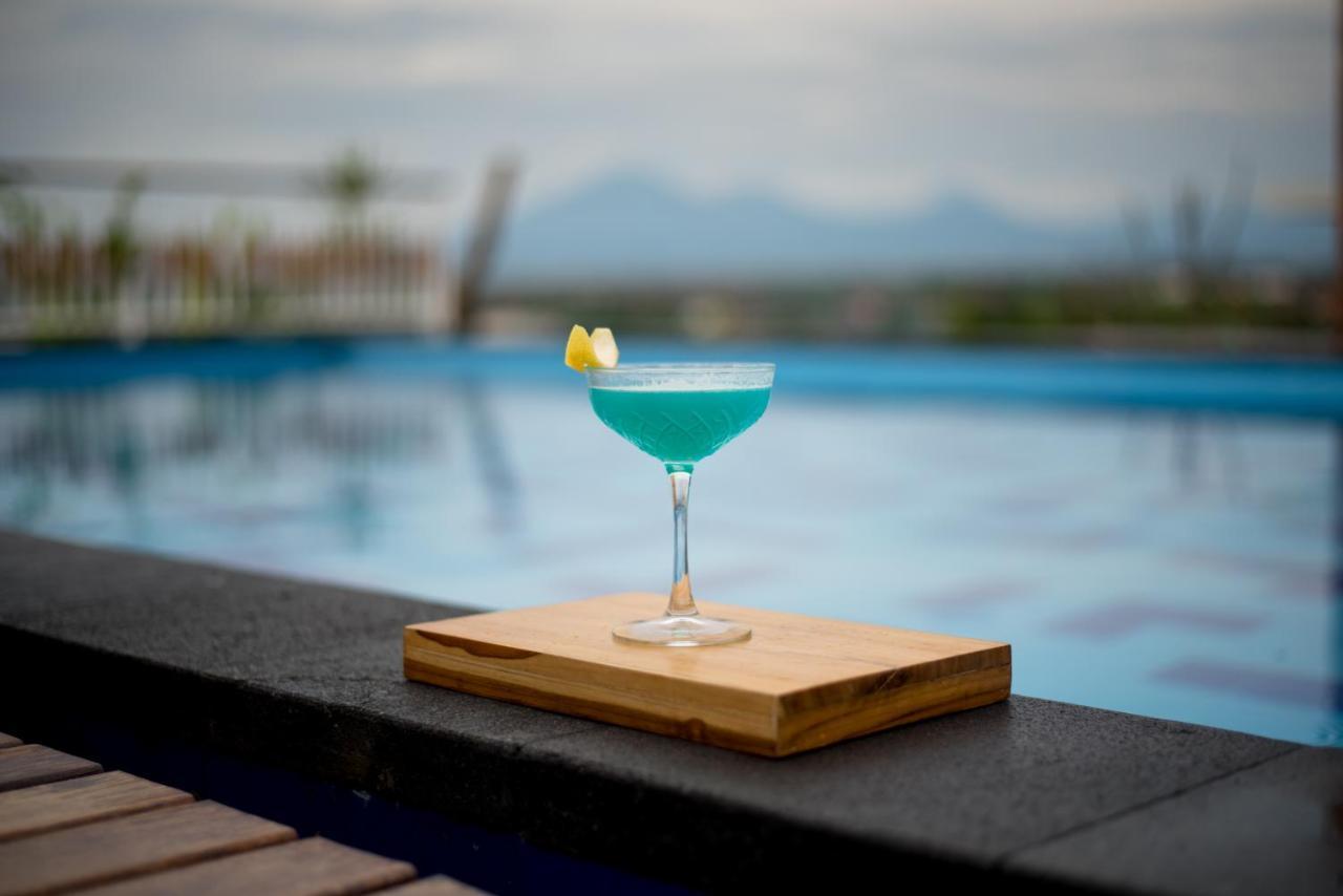Canggu Dream Village Hotel And Suites מראה חיצוני תמונה