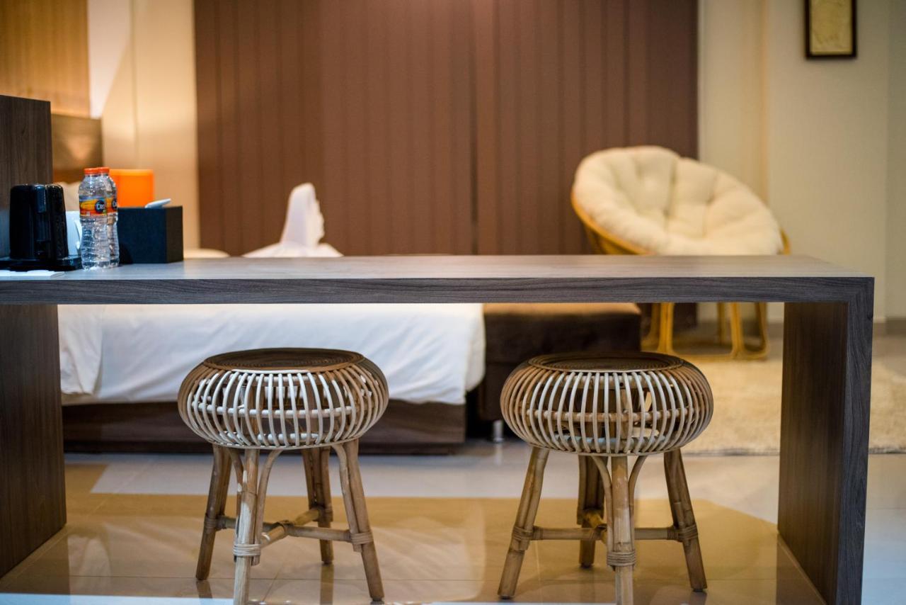 Canggu Dream Village Hotel And Suites מראה חיצוני תמונה